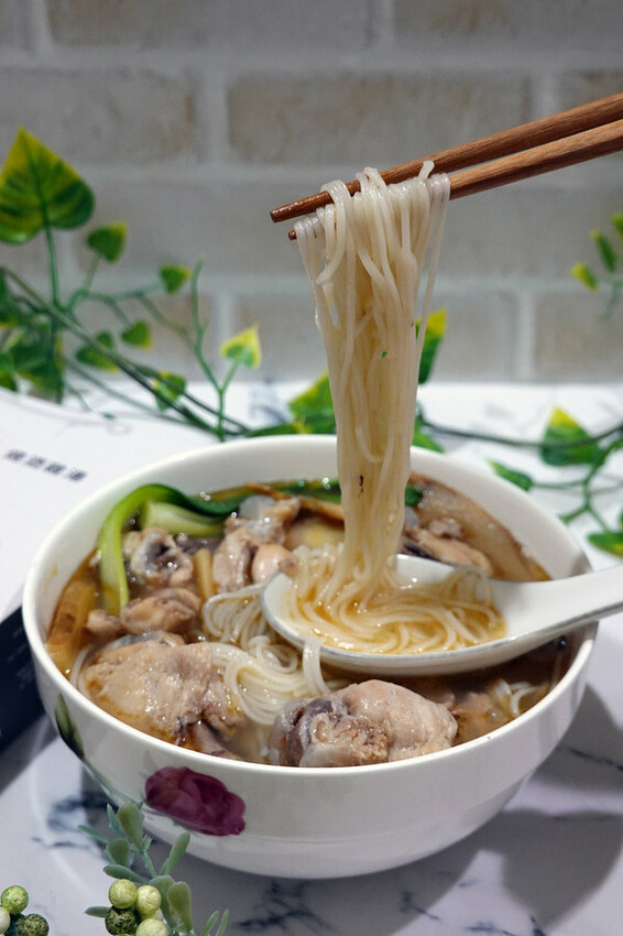 好吃雞湯真空包推薦-包養之道常溫調理雞湯包,美味即食湯品推薦 (27A6).jpg