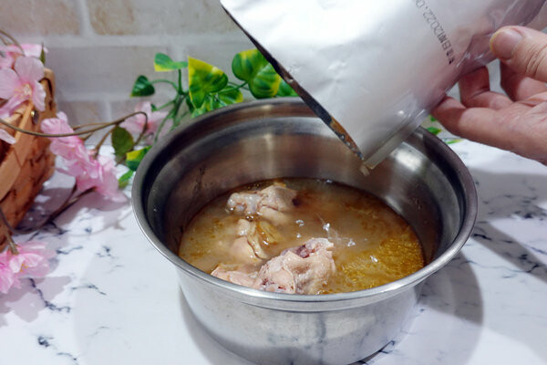 好吃雞湯真空包推薦-包養之道常溫調理雞湯包,美味即食湯品推薦 (13).jpg