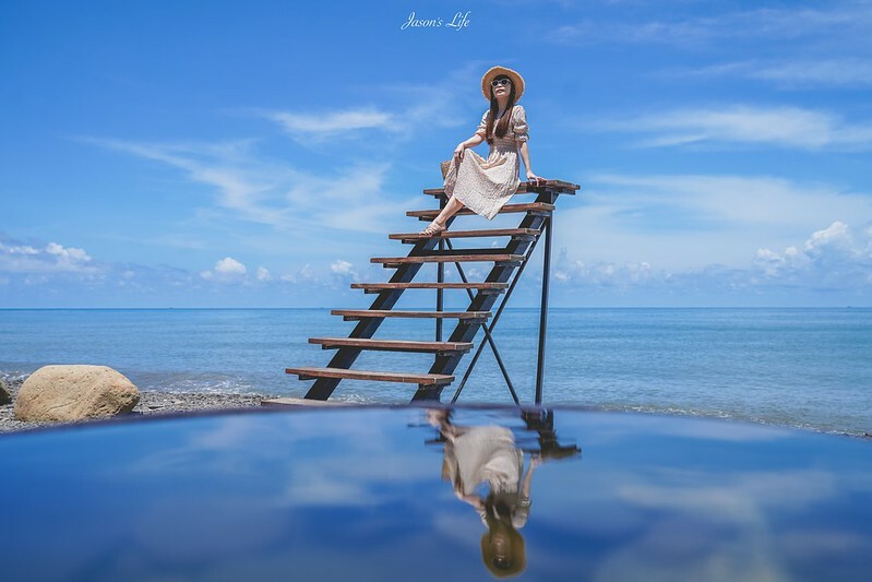 【屏東枋山｜景點】別有洞天咖啡館。墾丁路途必停的拍照景點，猶如峇里島氛圍，天空階梯、海景盪鞦韆超好拍 @Jason's Life