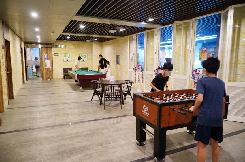 【墾丁住宿】墾丁怡灣渡假酒店．遊戲室+旋轉滑梯+親子主題房+戲水池!