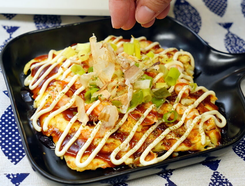 【食譜】大阪燒做法．加海鮮、豬肉都很搭~~多了起司更邪惡!