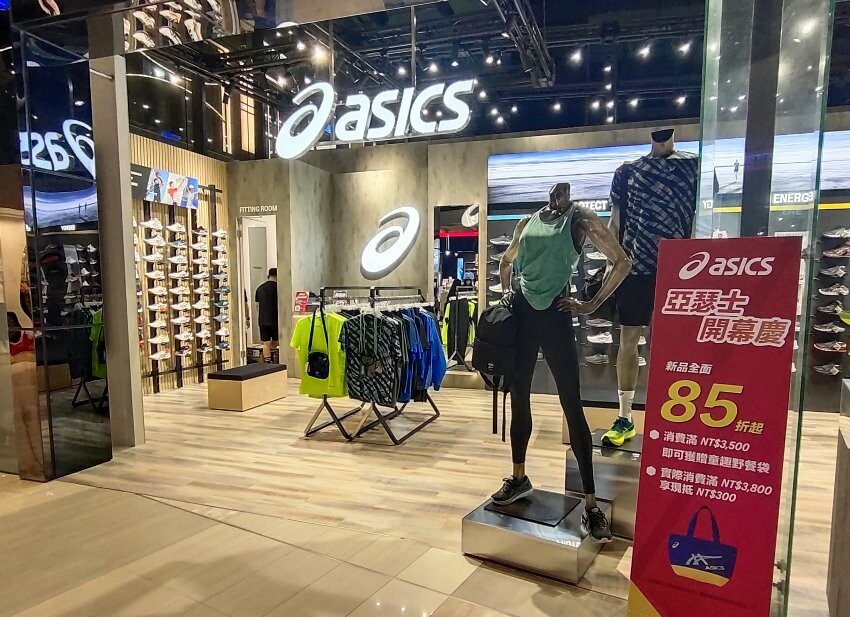 【桃園中壢】大江購物中心．2022夏日出遊景點好去處!超好拍森林秘境!