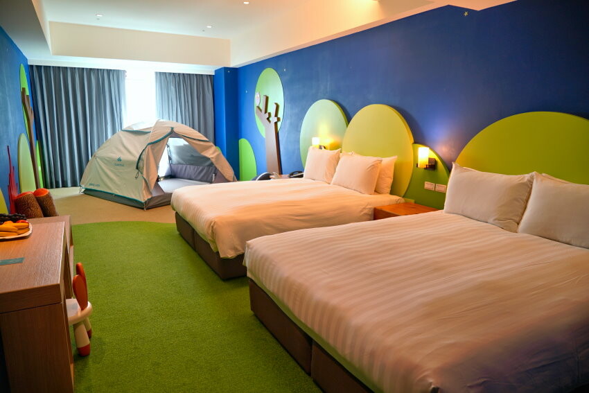 【墾丁住宿】墾丁怡灣渡假酒店．遊戲室+旋轉滑梯+親子主題房+戲水池!