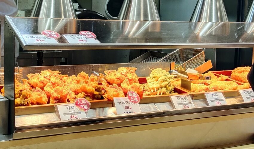 【桃園中壢】大江購物中心．2022夏日出遊景點好去處!超好拍森林秘境!