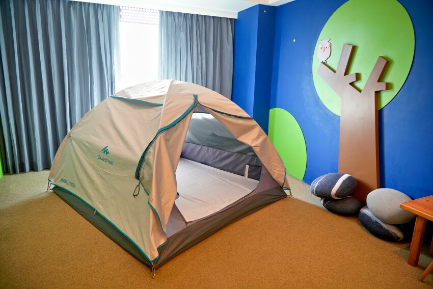 【墾丁住宿】墾丁怡灣渡假酒店．遊戲室+旋轉滑梯+親子主題房+戲水池!