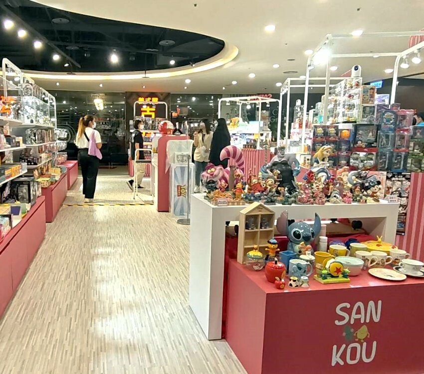 【桃園中壢】大江購物中心．2022夏日出遊景點好去處!超好拍森林秘境!