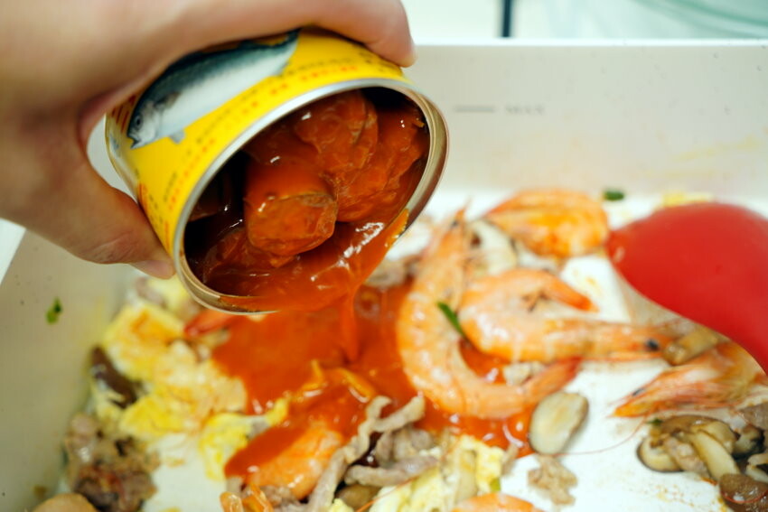 【食譜】麵疙瘩做法+茄汁鯖魚罐頭麵.一鍋到底、快速方便的美味!