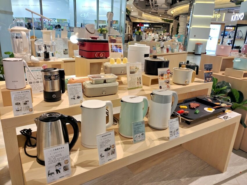 【桃園中壢】大江購物中心．2022夏日出遊景點好去處!超好拍森林秘境!