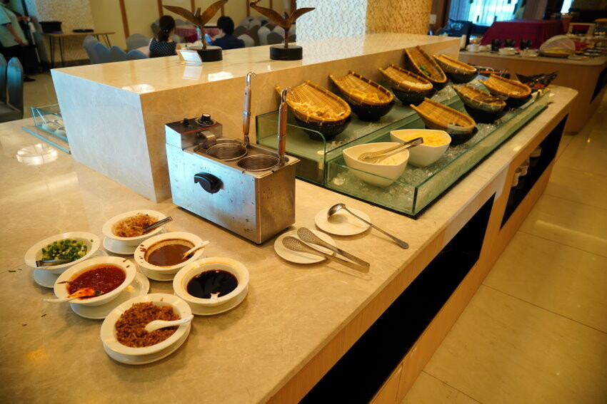 【墾丁住宿】墾丁怡灣渡假酒店．遊戲室+旋轉滑梯+親子主題房+戲水池!