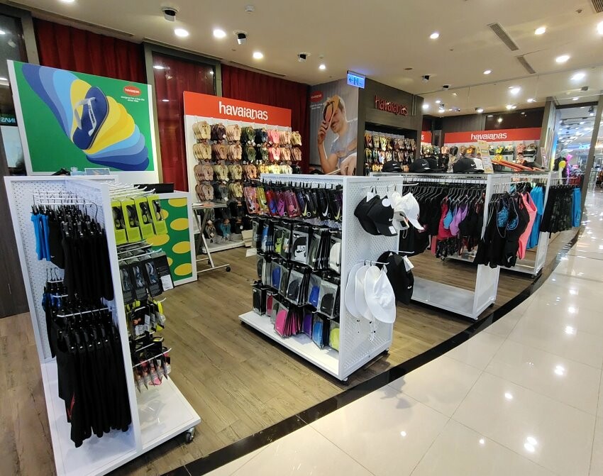 【桃園中壢】大江購物中心．2022夏日出遊景點好去處!超好拍森林秘境!