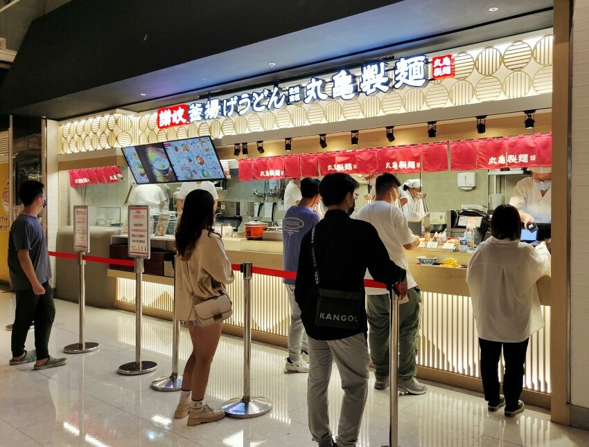 【桃園中壢】大江購物中心．2022夏日出遊景點好去處!超好拍森林秘境!