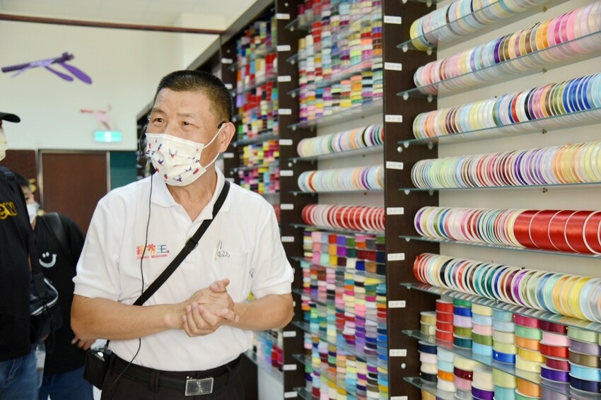 彰化鹿港鎮|緞帶王觀光工廠 亞洲首座緞帶博物館 7月16日盛大開園 免費入園參觀 免費緞帶DIY體驗 網美IG必拍景點 |西莉亞玩樂人生 40-1.JPG