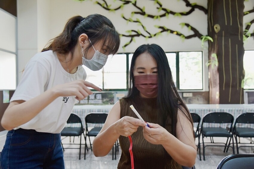 彰化鹿港鎮|緞帶王觀光工廠 亞洲首座緞帶博物館 7月16日盛大開園 免費入園參觀 免費緞帶DIY體驗 網美IG必拍景點 |西莉亞玩樂人生 55.jpg