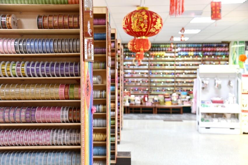 彰化鹿港鎮|緞帶王觀光工廠 亞洲首座緞帶博物館 7月16日盛大開園 免費入園參觀 免費緞帶DIY體驗 網美IG必拍景點 |西莉亞玩樂人生 40.JPG