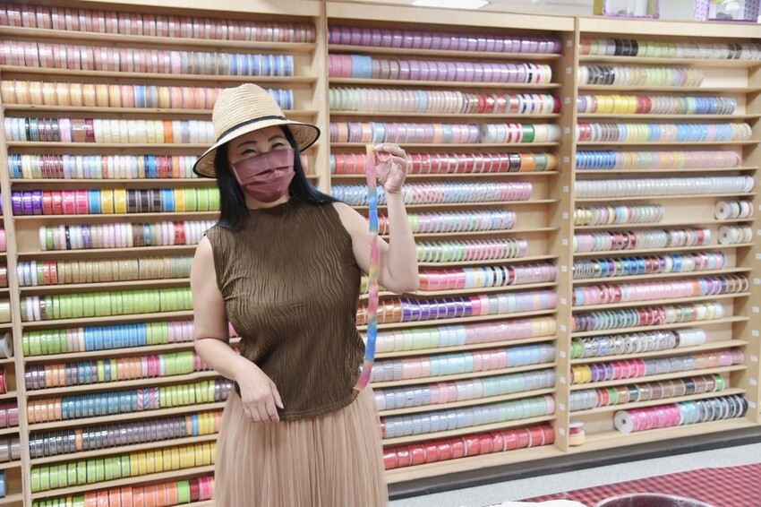 彰化鹿港鎮|緞帶王觀光工廠 亞洲首座緞帶博物館 7月16日盛大開園 免費入園參觀 免費緞帶DIY體驗 網美IG必拍景點 |西莉亞玩樂人生 50.jpg