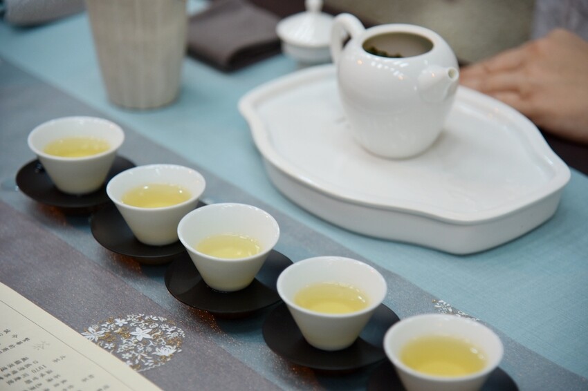 台中梧棲區|台中港舶來品商圈 祥興普洱茶莊 深藏著舶來品商圈舊回憶光景 戶外茶席饗宴 切磋茶藝擁抱老故事|西莉亞玩樂人生 18.JPG