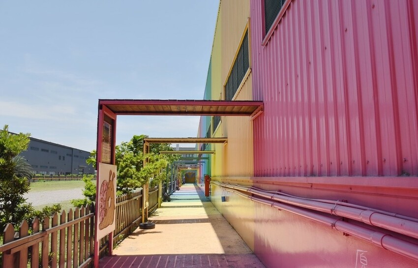 彰化鹿港鎮|緞帶王觀光工廠 亞洲首座緞帶博物館 7月16日盛大開園 免費入園參觀 免費緞帶DIY體驗 網美IG必拍景點 |西莉亞玩樂人生 15.jpg