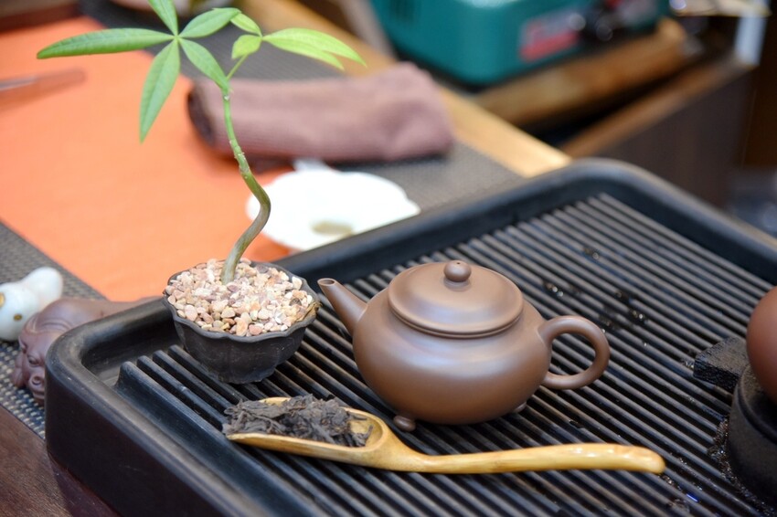 台中梧棲區|台中港舶來品商圈 祥興普洱茶莊 深藏著舶來品商圈舊回憶光景 戶外茶席饗宴 切磋茶藝擁抱老故事|西莉亞玩樂人生 42.JPG