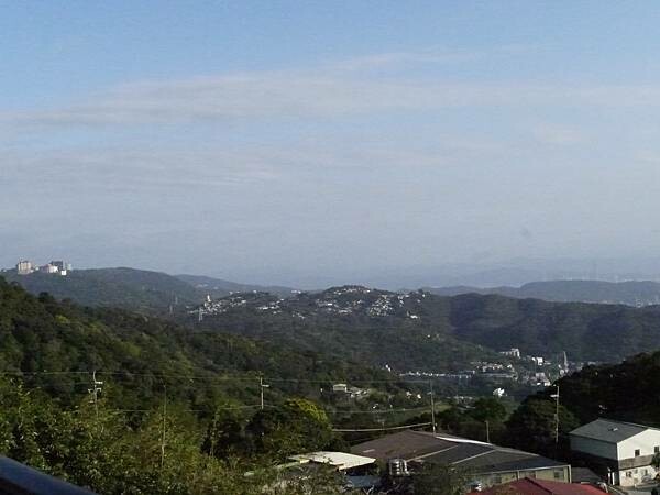 【走。遊台北賞花趣】北投區櫻花隧道