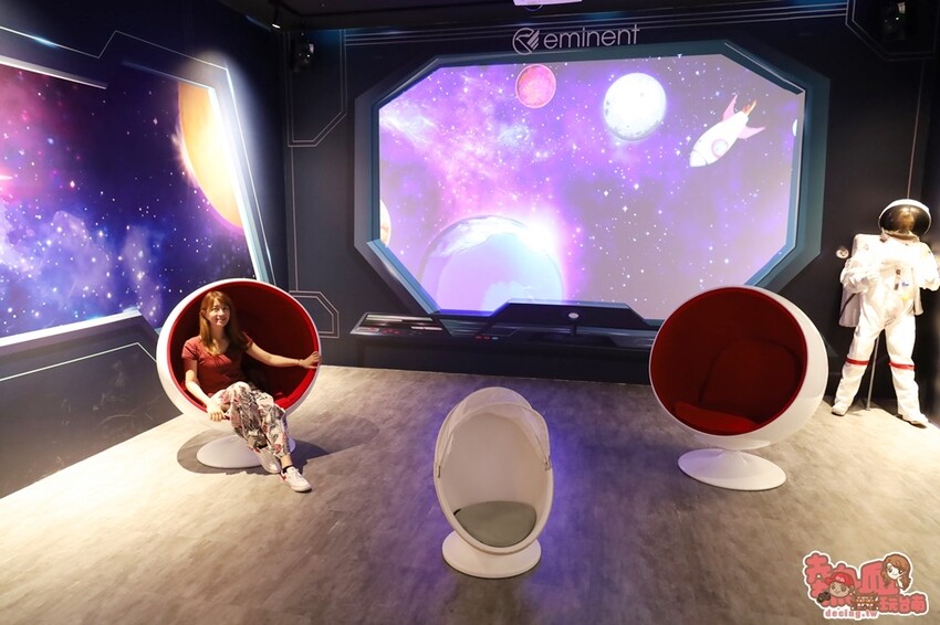 【台南活動】暑假限定飛機大富翁來了！巨型彈弓、火箭版跳房子和3D大型拼圖通通免費玩：萬國通路創意觀光工廠 - 熱血玩台南。跳躍新世界