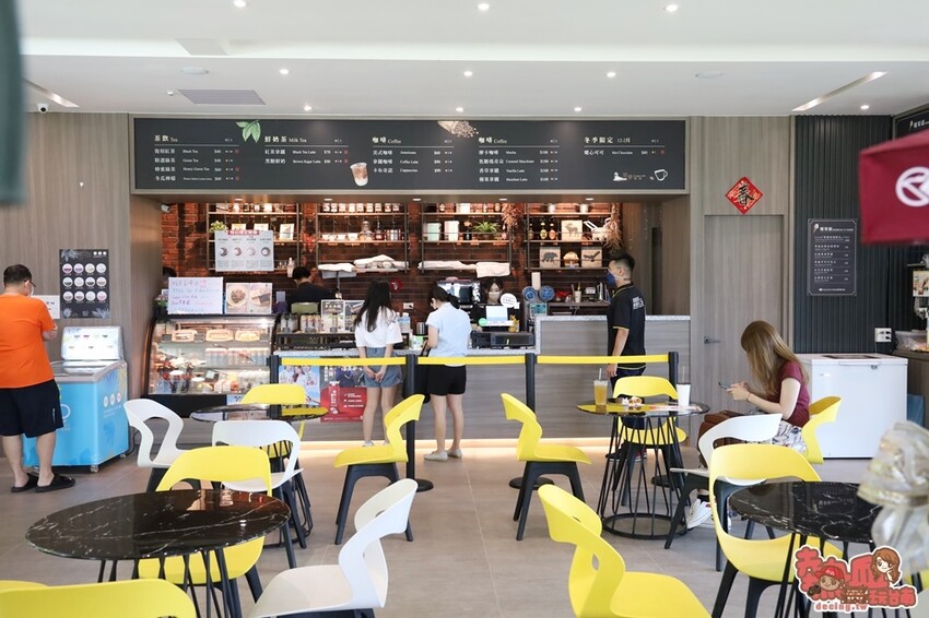 【台南活動】暑假限定飛機大富翁來了！巨型彈弓、火箭版跳房子和3D大型拼圖通通免費玩：萬國通路創意觀光工廠 - 熱血玩台南。跳躍新世界