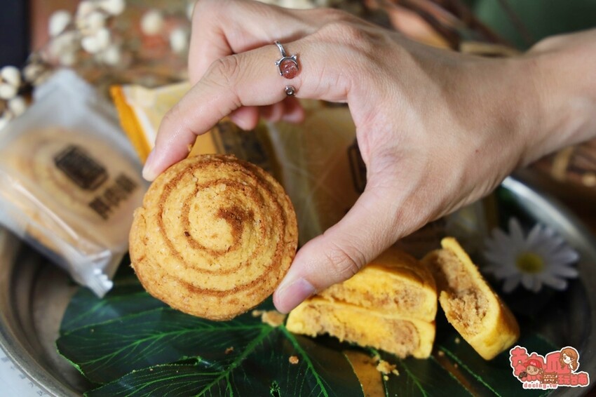 【台灣伴手禮】跳脫你想像中的肉鬆餅！皮薄餡多口味層次豐富，麻糬金沙芋泥通通包在裡面：胖肉鋪 - 熱血玩台南。跳躍新世界