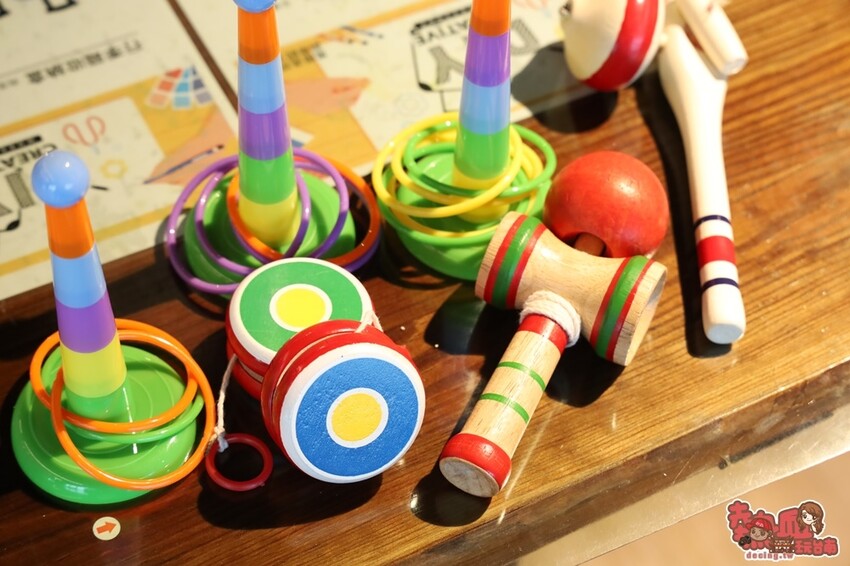 【台南活動】暑假限定飛機大富翁來了！巨型彈弓、火箭版跳房子和3D大型拼圖通通免費玩：萬國通路創意觀光工廠 - 熱血玩台南。跳躍新世界