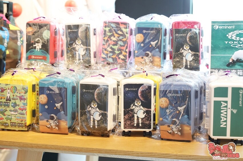 【台南活動】暑假限定飛機大富翁來了！巨型彈弓、火箭版跳房子和3D大型拼圖通通免費玩：萬國通路創意觀光工廠 - 熱血玩台南。跳躍新世界