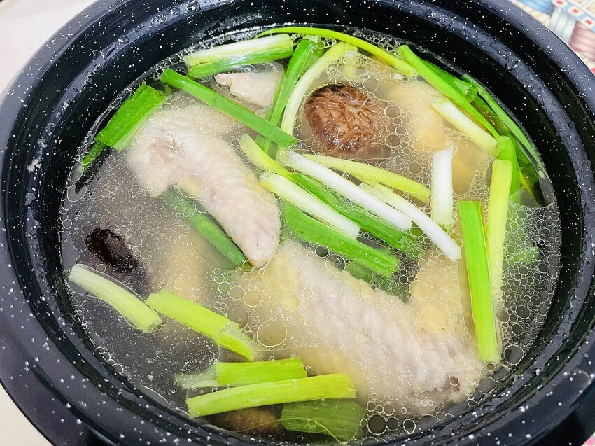 【Fujitek富士電通】微電腦達人料理鍋 FTP-EP705｜首創先爆香後炊煮-多功能不沾蒸鍋｜小家庭都在用的迷你電鍋！