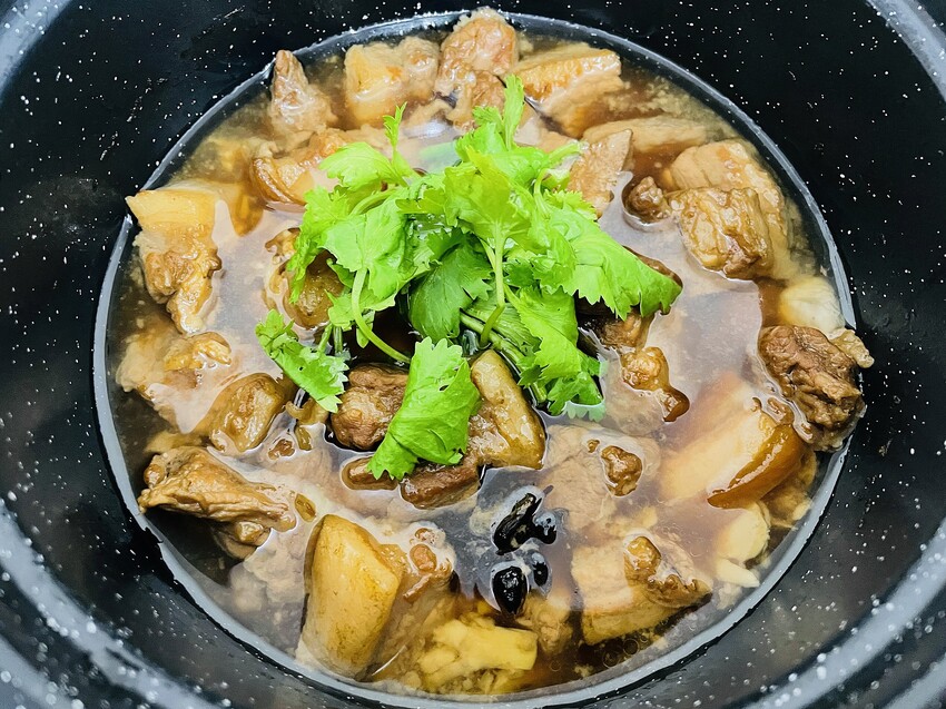 【Fujitek富士電通】微電腦達人料理鍋 FTP-EP705｜首創先爆香後炊煮-多功能不沾蒸鍋｜小家庭都在用的迷你電鍋！