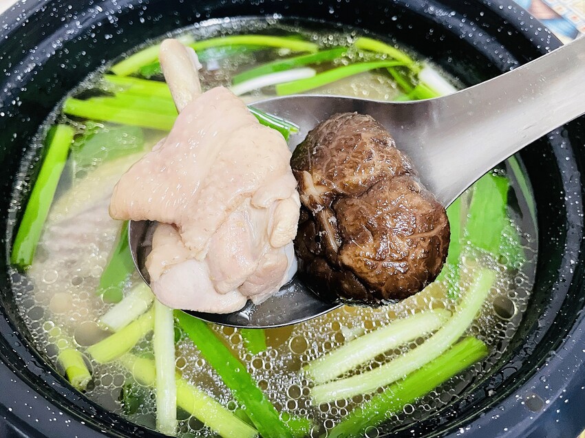 【Fujitek富士電通】微電腦達人料理鍋 FTP-EP705｜首創先爆香後炊煮-多功能不沾蒸鍋｜小家庭都在用的迷你電鍋！