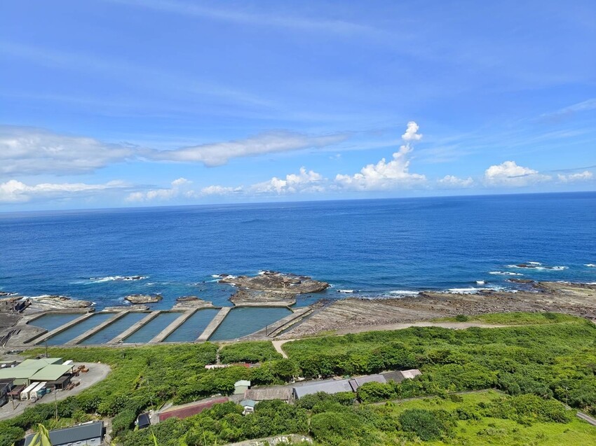 【台北.貢寮】貢寮旅行寵物友善懶人包。最強海鮮+最美免費景點。帶著寵物旅行去