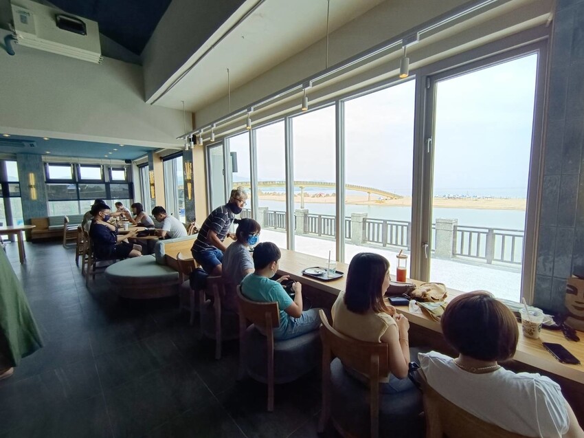 【台北.貢寮】貢寮旅行寵物友善懶人包。最強海鮮+最美免費景點。帶著寵物旅行去