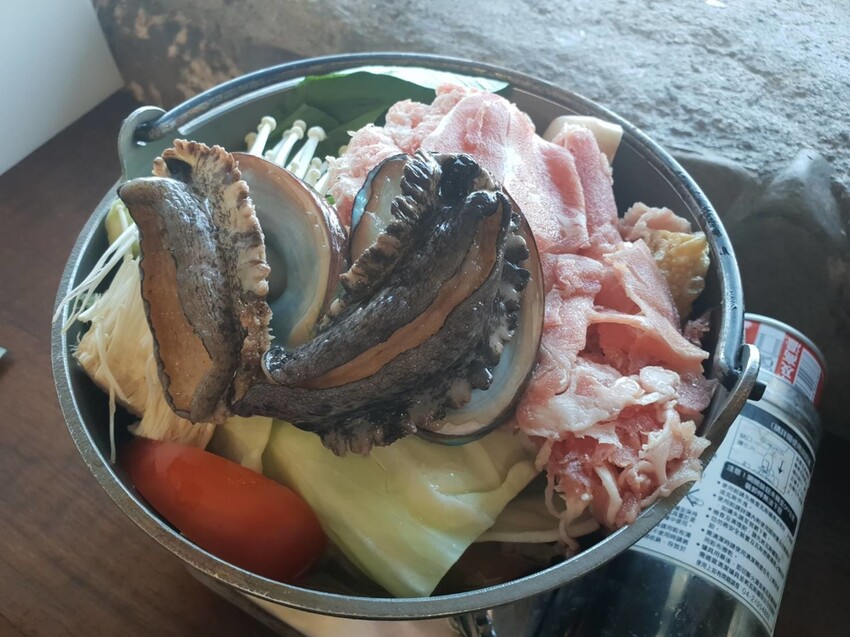 【台北.貢寮】貢寮旅行寵物友善懶人包。最強海鮮+最美免費景點。帶著寵物旅行去