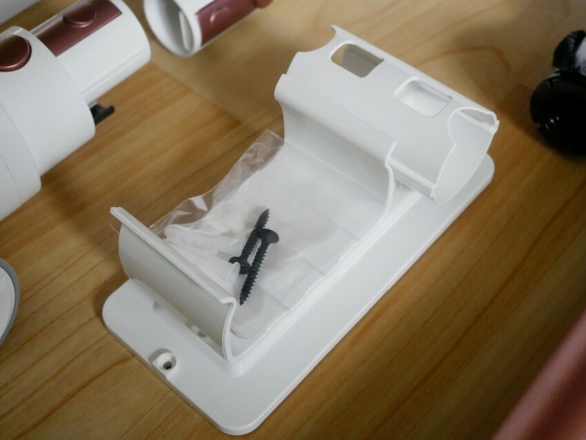 SANSUI山水網美系智慧偵測濕拖無線吸塵器、全配15件完美家事