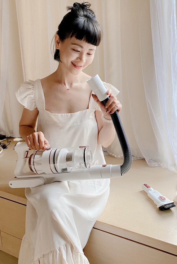 SANSUI山水網美系智慧偵測濕拖無線吸塵器、全配15件完美家事