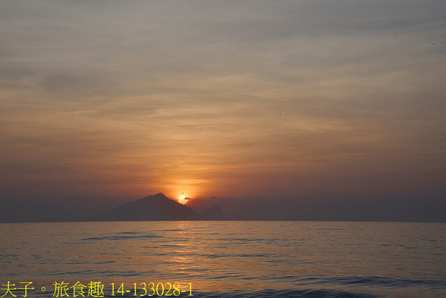 宜蘭頭城 龜山島友善賞鯨 X 梗枋漁港漁村廚房 X 川岩下午茶