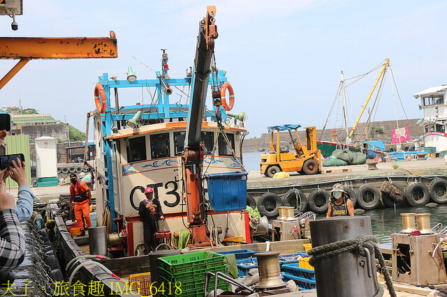 宜蘭頭城 龜山島友善賞鯨 X 梗枋漁港漁村廚房 X 川岩下午茶
