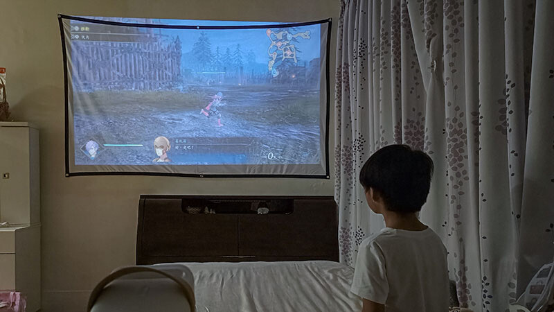 SANSUI山水無線微型行動投影機SPJ-MM,無印風設計 FULL HD高畫質梯形校正 內建 Android9.0 支援NETFLIX Disney+