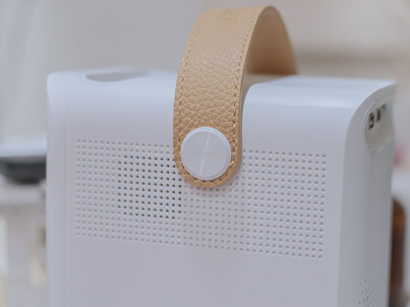 SANSUI山水無線微型行動投影機SPJ-MM,無印風設計 FULL HD高畫質梯形校正 內建 Android9.0 支援NETFLIX Disney+