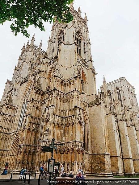 233182040_572932677042572_2351956019636139716_n