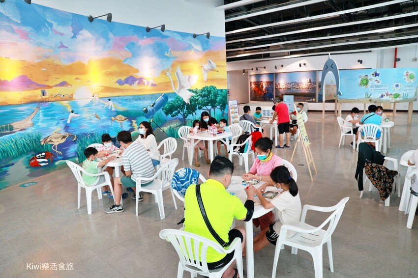 暑假強推2022夏令活動！彰化景點彰化縣自然生態教育中心，擁抱海洋‧與海對話特展～親子闖關.DIY藝術創作，