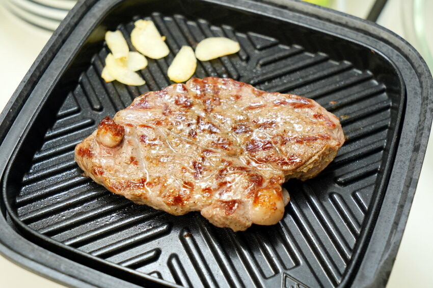 【開箱】Solac 迷你氣炸鍋．簡約外型+超省空間!氣炸、煎烤一機完成!