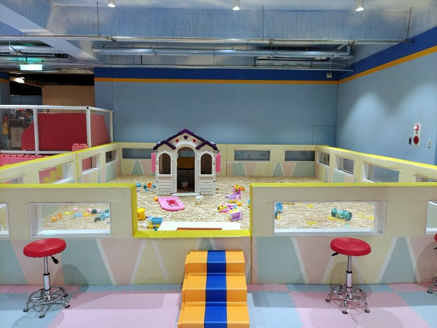 【屏東親子住宿】墾丁長灘休閒飯店.超大遊戲室+戲水池+賽車,住宿好選擇!