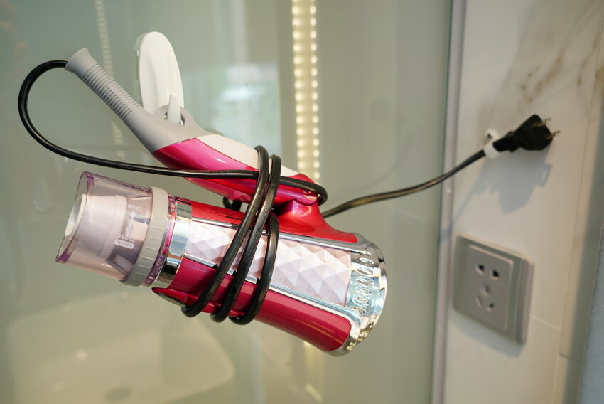 【屏東親子住宿】墾丁長灘休閒飯店.超大遊戲室+戲水池+賽車,住宿好選擇!