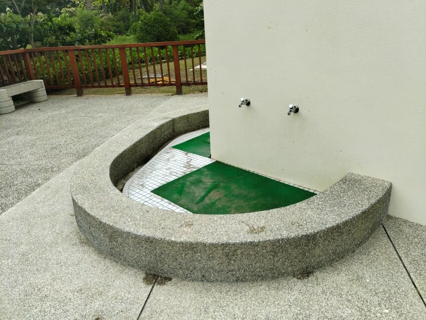 【屏東親子住宿】墾丁長灘休閒飯店.超大遊戲室+戲水池+賽車,住宿好選擇!