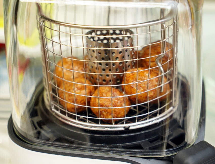 【開箱】Solac 迷你氣炸鍋．簡約外型+超省空間!氣炸、煎烤一機完成!