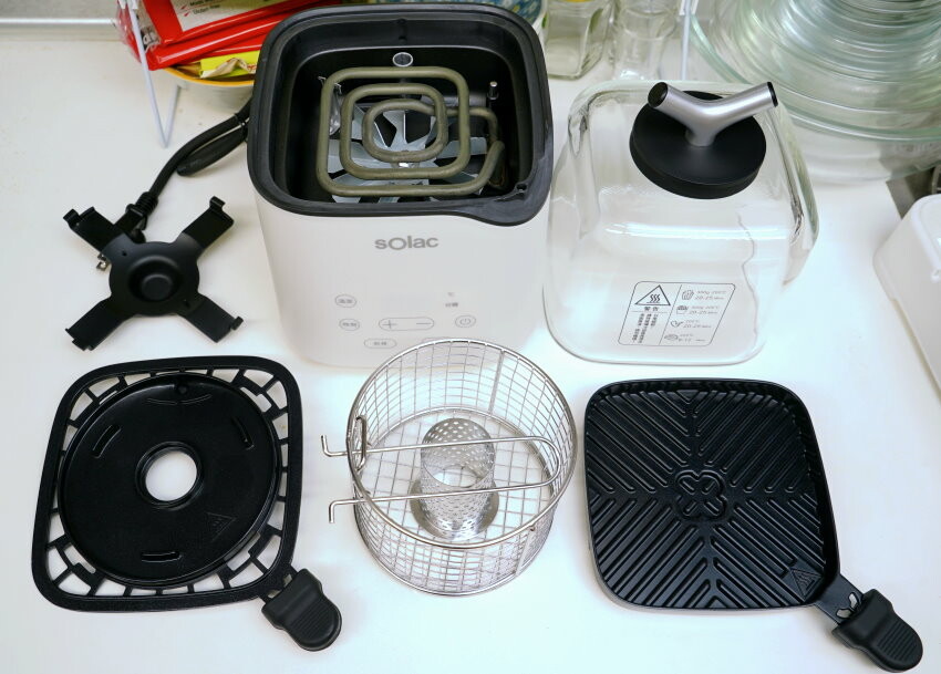 【開箱】Solac 迷你氣炸鍋．簡約外型+超省空間!氣炸、煎烤一機完成!
