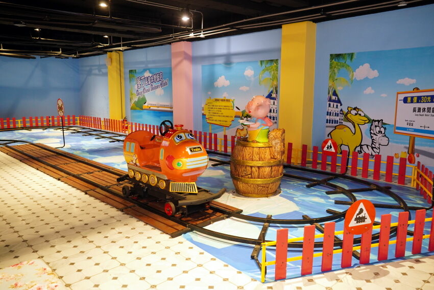 【屏東親子住宿】墾丁長灘休閒飯店.超大遊戲室+戲水池+賽車,住宿好選擇!