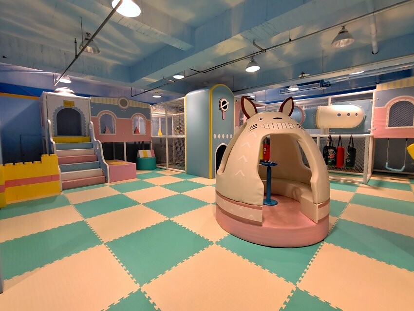 【屏東親子住宿】墾丁長灘休閒飯店.超大遊戲室+戲水池+賽車,住宿好選擇!